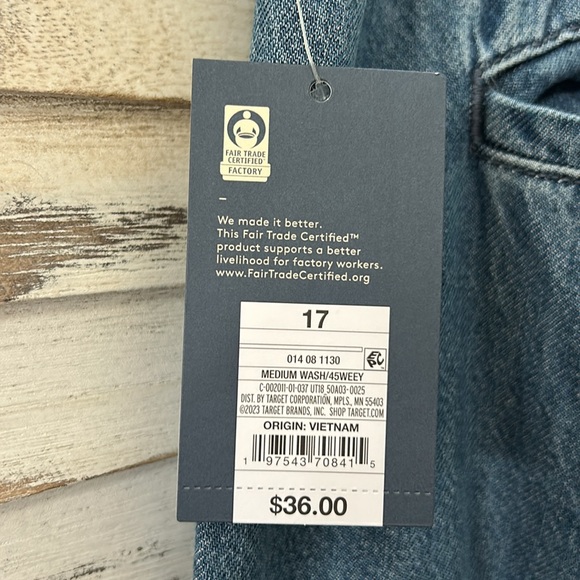 Women's Blue Cargo Jeans - Picture 6 of 7